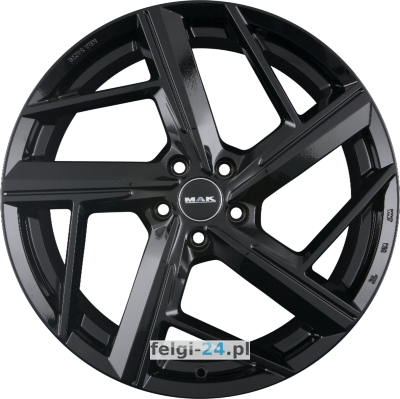 MAK QVATTRO <br />8.00 x 18 ET 39.00 5 x 112.00 <br />Czarny